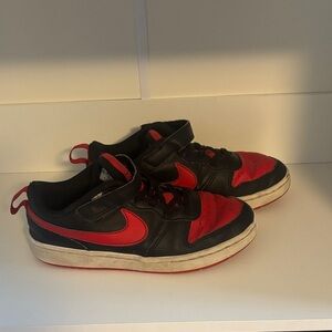 Nike Kids Black and Red Sneakers